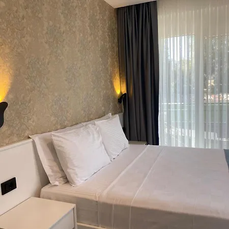 Cagdas Hotel Ciftlikkoyu